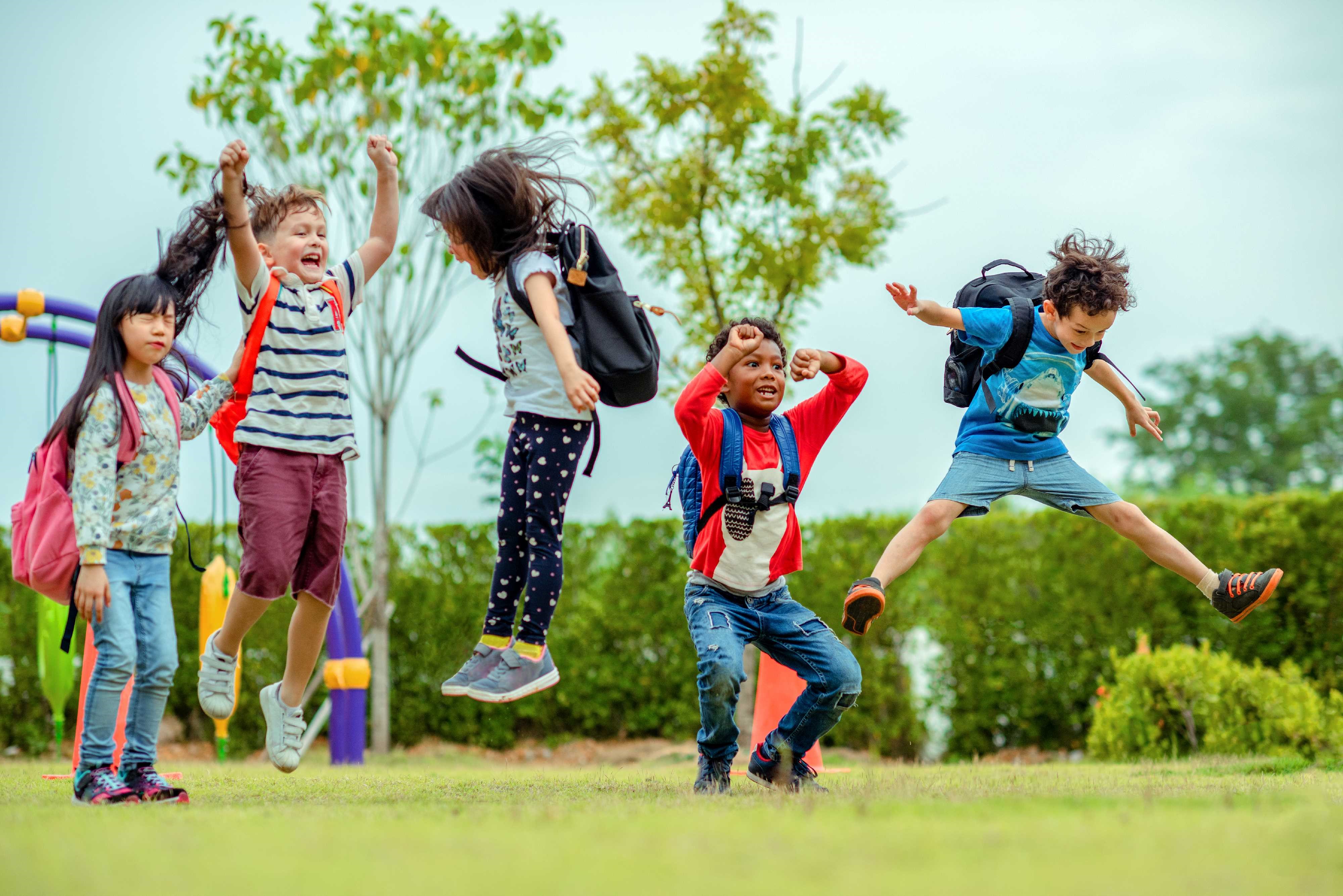 SCHOOL BREAK CAMPS